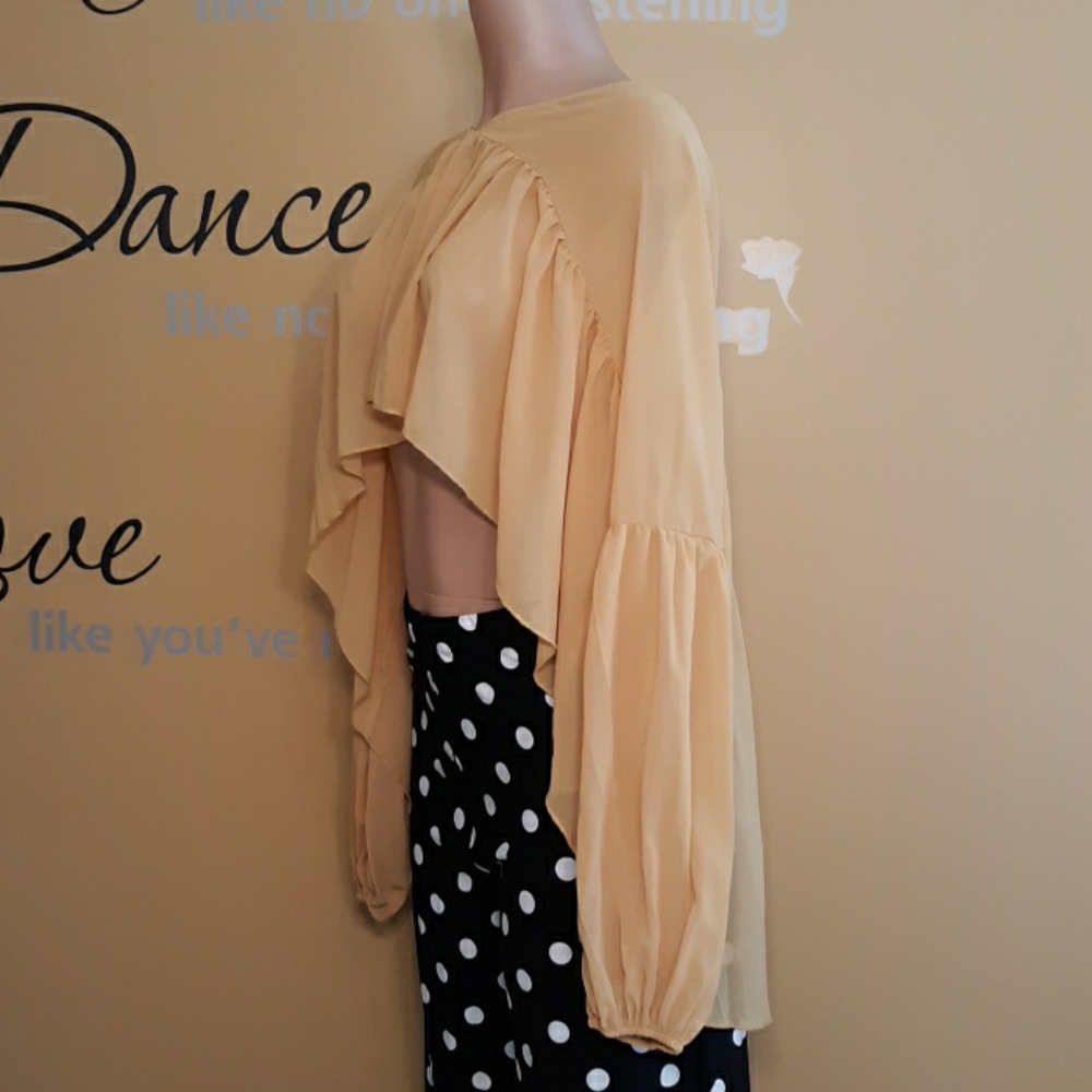 Mustard Ruffle High-Low V-Neck Blouse - Women's - Picture 6 of 6
